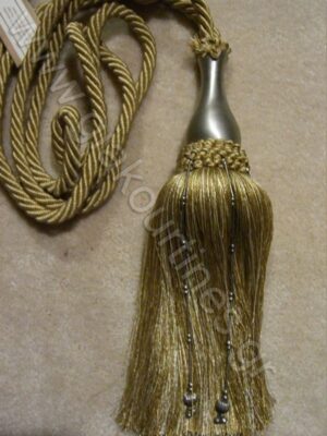 ΦΟΥΝΤΑ ΧΕΙΡΟΠΟΙΗΤΗ ΜΕ ΜΕΤΑΛΟ, ΧΡΩΜΑ ΜΠΕΖ ΛΑΔΙ