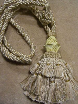 ΦΟΥΝΤΑ ΧΕΙΡΟΠΟΙΗΤΗ, ΧΡΩΜΑ ΜΠΕΖ & ΧΡΥΣΟΛΑΔΙ