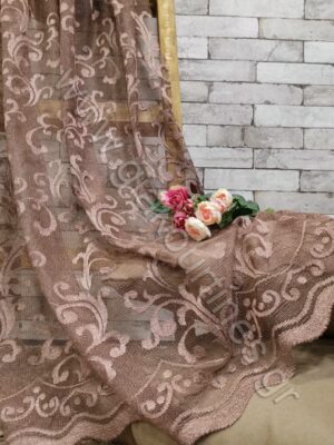 ΑΤΣΑΛΑΚΩΤΗ ΔΑΝΤΕΛΑ ΚΑΦΕ, ΒΑΡΙΑ ΜΕ ΦΙΣΤΟΝΙ ΚΑΙ ΚΛΩΣΤΗ ΦΛΟΣ