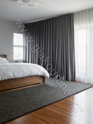 Κουρτίνα blackout γκρι σκούρο + εσωτερική κουρτίνα λευκή