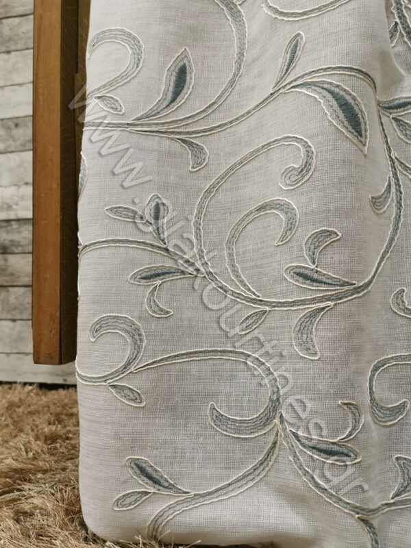 ΚΟΥΡΤΙΝΑ ΠΟΛΥΤΕΛΕΙΑΣ ΜΕ ΑΝΑΓΛΥΦΟ ΚΕΝΤΗΜΑ ΠΑΛ ΓΚΡΙ ΜΠΛΕ