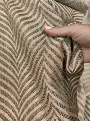 ΚΟΥΡΤΙΝΑ ΜΕ ΤΟ ΜΕΤΡΟ, ΤΗΣ ΑΜΜΟΥ ΜΕ ΨΑΡΟΚΟΚΚΑΛΟ ΚΑΦΕ