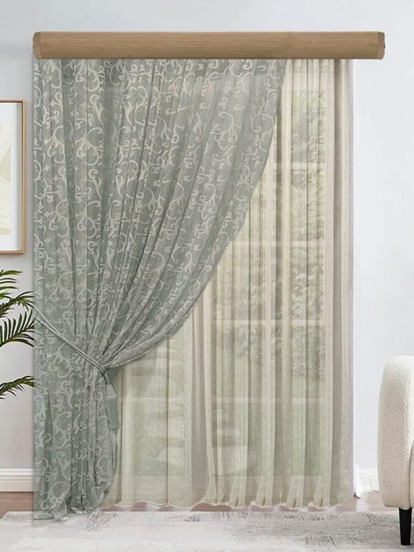 ΚΟΥΡΤΙΝΕΣ ΣΑΛΟΝΙΟΥ ΠΟΛΥΤΕΛΕΙΑΣ, ΡΙΝΤΟ ΔΑΝΤΕΛΑ ΓΚΡΙΖΟΜΠΕΖ, ΚΟΥΡΤΙΝΑ ΜΠΕΖ