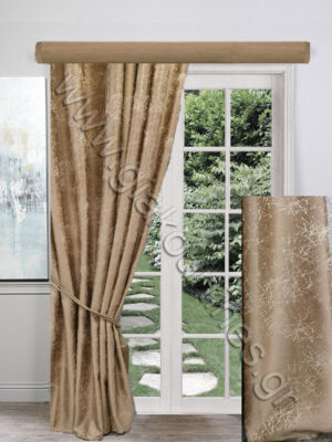 ΚΟΥΡΤΙΝΑ ΕΤΟΙΜΗ, ΣΚΙΑΣΗΣ ΧΡΥΣΑΦΙ